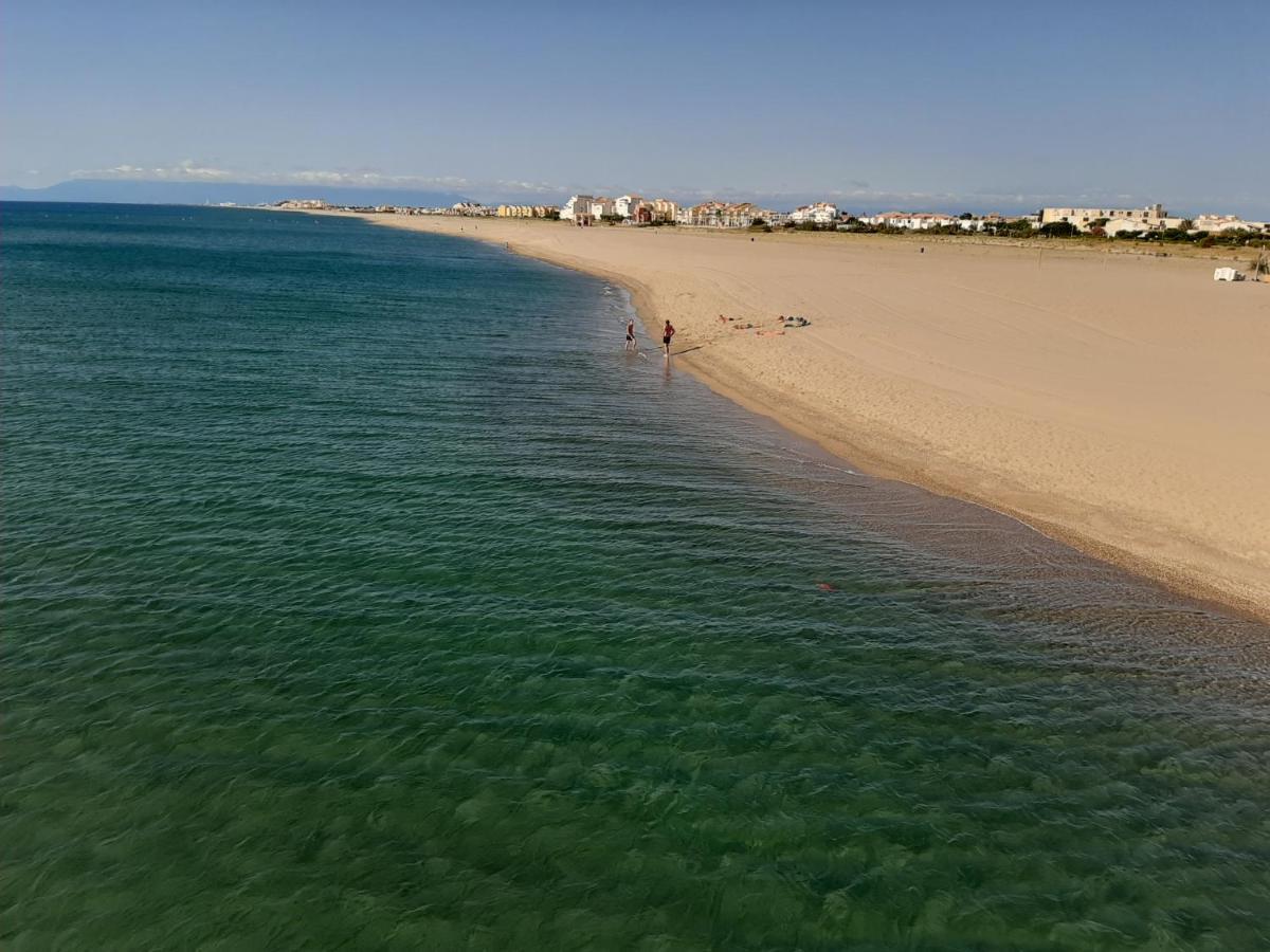 T2 Cabine Avec Tres Belle Vue Sur Le Port De Plaisance ลูกัท ภายนอก รูปภาพ